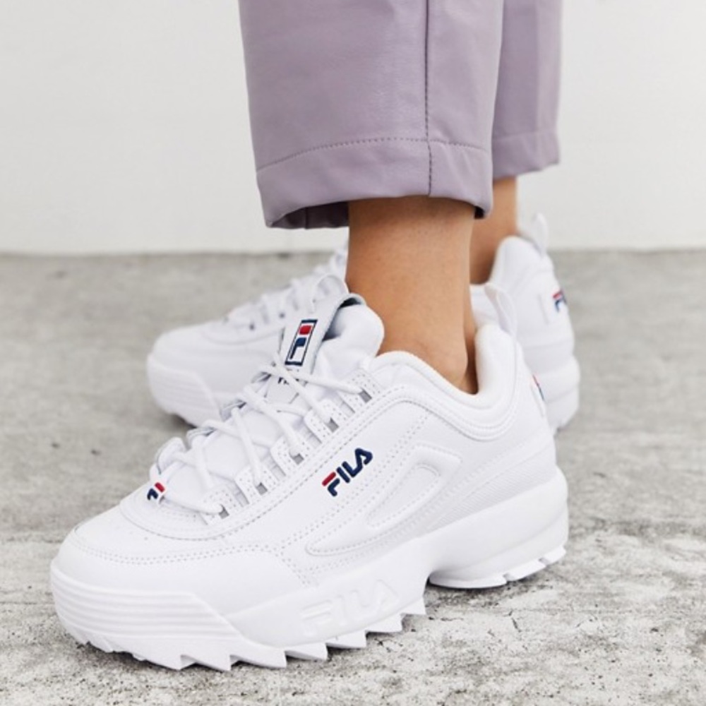 💗FILA DISRUPTOR SNEAKERS WHITE💗